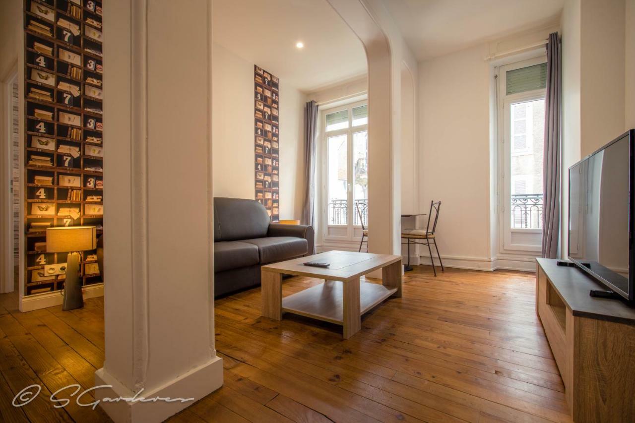 Pau'S Appart Apartment Exterior photo